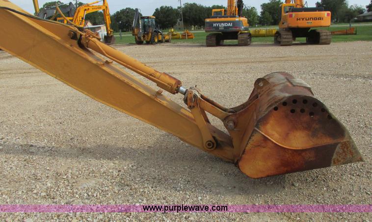 image for item I9595 1998 Hyundai Robex 290LC-3 long reach excavator