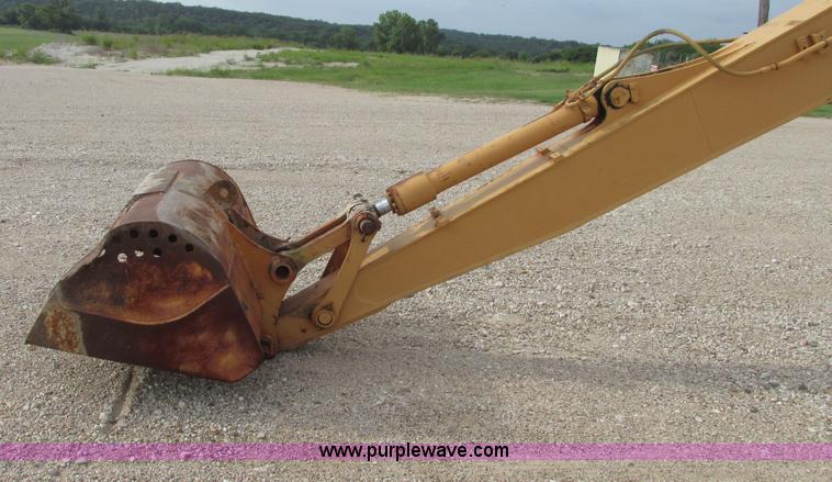 image for item I9595 1998 Hyundai Robex 290LC-3 long reach excavator
