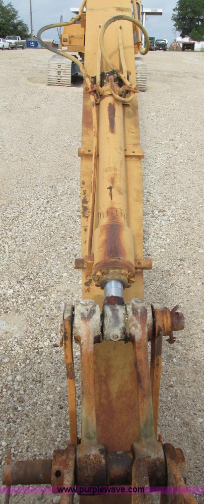 image for item I9595 1998 Hyundai Robex 290LC-3 long reach excavator