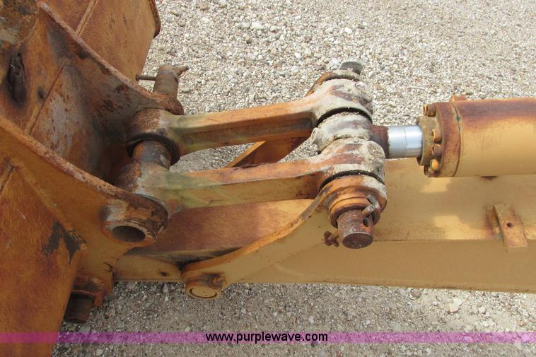 image for item I9595 1998 Hyundai Robex 290LC-3 long reach excavator