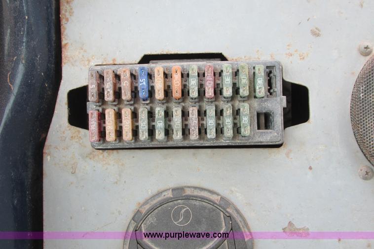 image for item I9595 1998 Hyundai Robex 290LC-3 long reach excavator