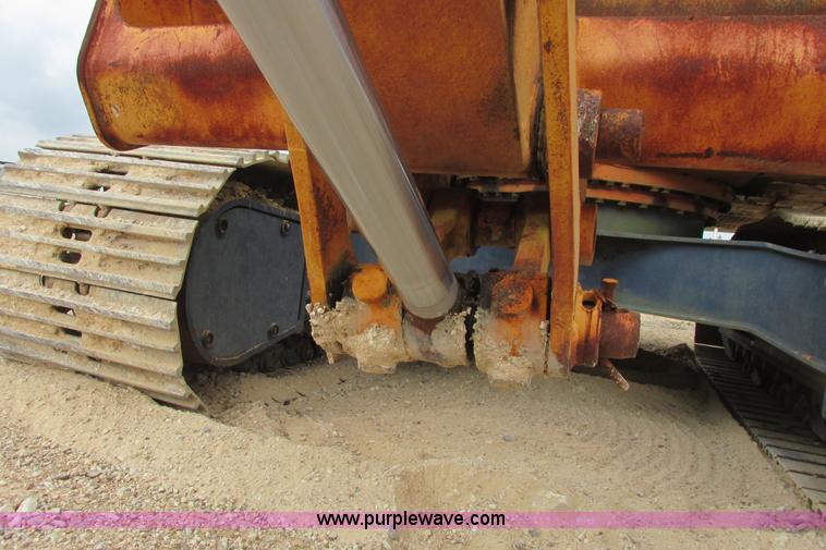 image for item I9595 1998 Hyundai Robex 290LC-3 long reach excavator