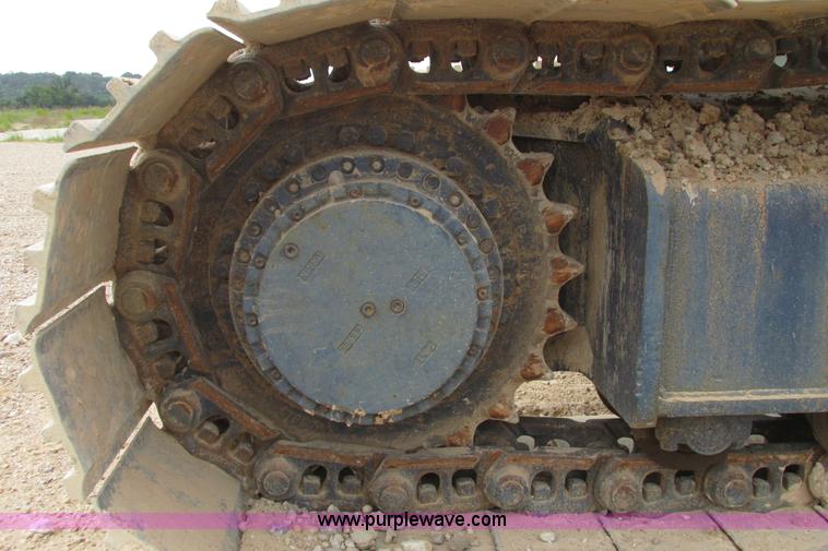 image for item I9595 1998 Hyundai Robex 290LC-3 long reach excavator