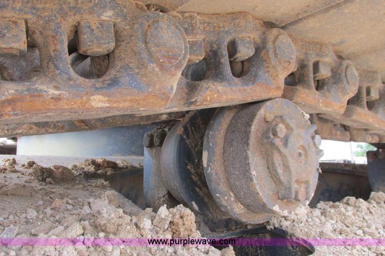 image for item I9595 1998 Hyundai Robex 290LC-3 long reach excavator