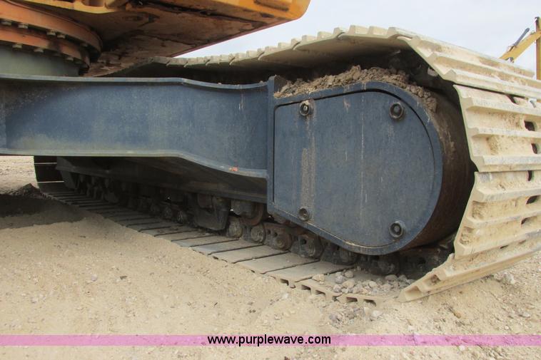 image for item I9595 1998 Hyundai Robex 290LC-3 long reach excavator