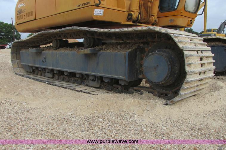 image for item I9595 1998 Hyundai Robex 290LC-3 long reach excavator