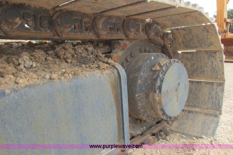 image for item I9595 1998 Hyundai Robex 290LC-3 long reach excavator