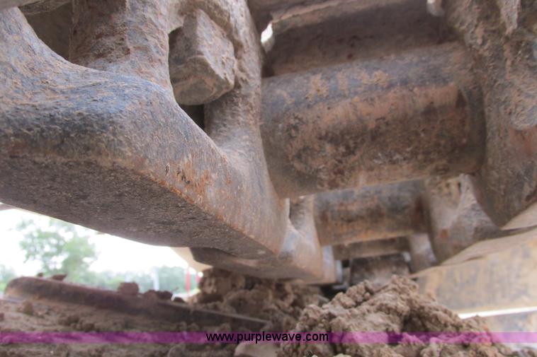 image for item I9595 1998 Hyundai Robex 290LC-3 long reach excavator