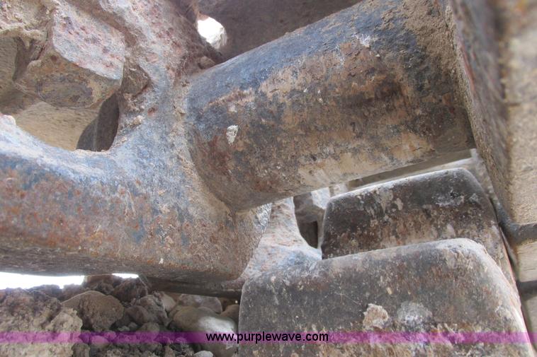 image for item I9595 1998 Hyundai Robex 290LC-3 long reach excavator