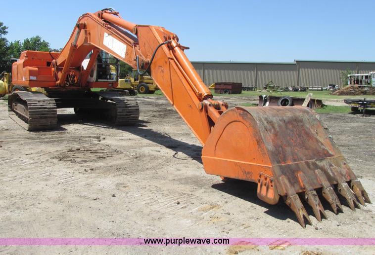 image for item I9598 1998 Halla HE360LCH excavator