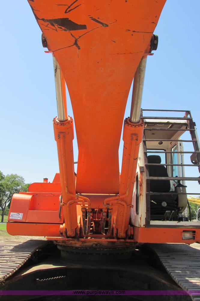 image for item I9598 1998 Halla HE360LCH excavator