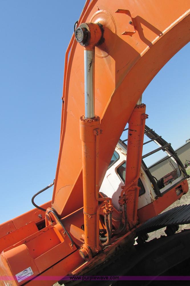 image for item I9598 1998 Halla HE360LCH excavator