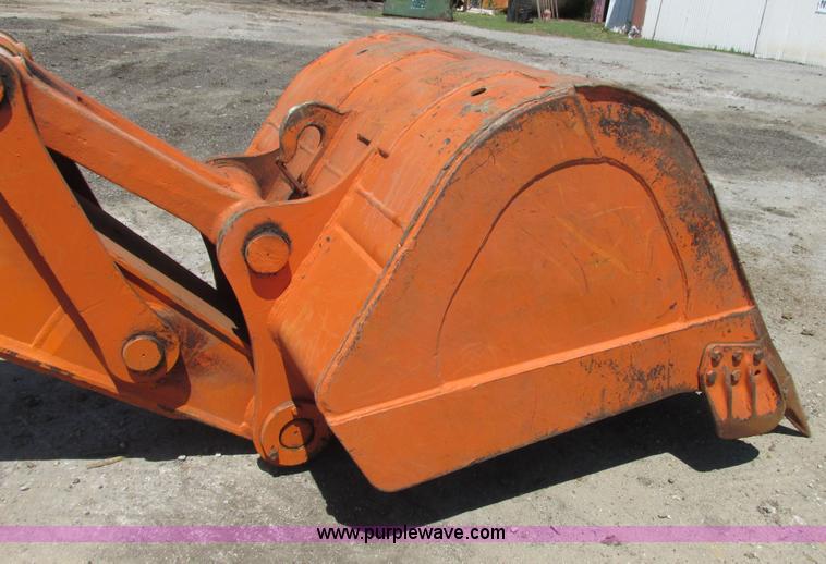 image for item I9598 1998 Halla HE360LCH excavator