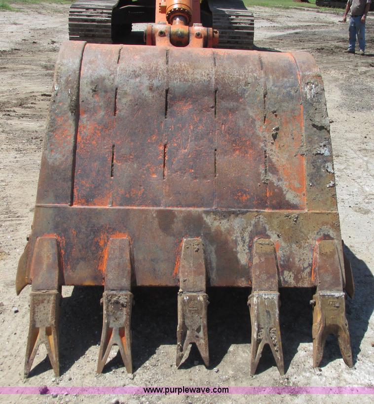 image for item I9598 1998 Halla HE360LCH excavator