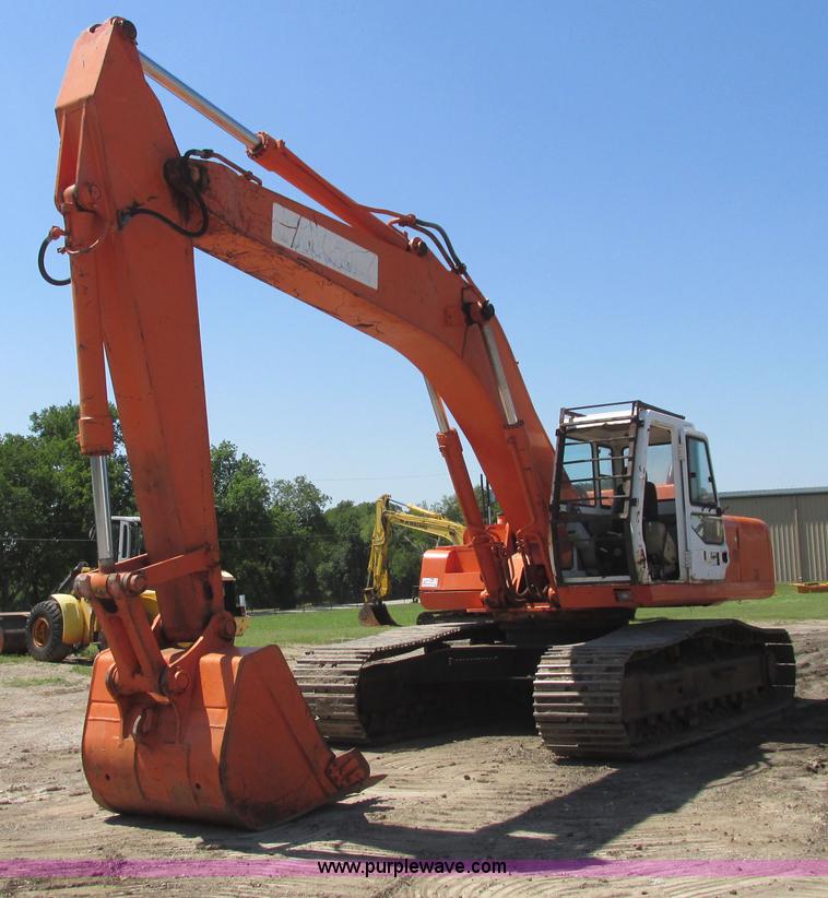 image for item I9598 1998 Halla HE360LCH excavator