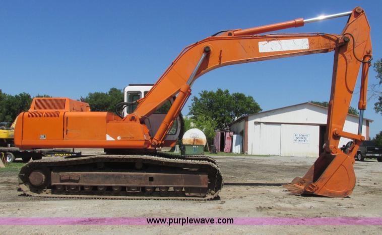 image for item I9598 1998 Halla HE360LCH excavator