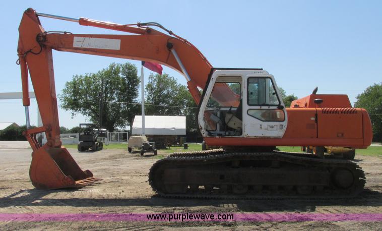 image for item I9598 1998 Halla HE360LCH excavator