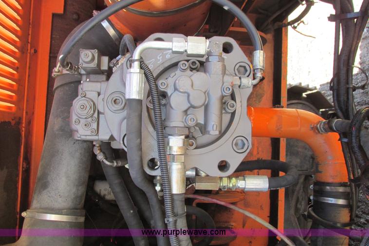 image for item I9598 1998 Halla HE360LCH excavator