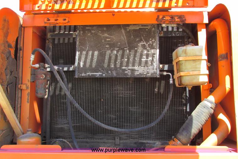 image for item I9598 1998 Halla HE360LCH excavator