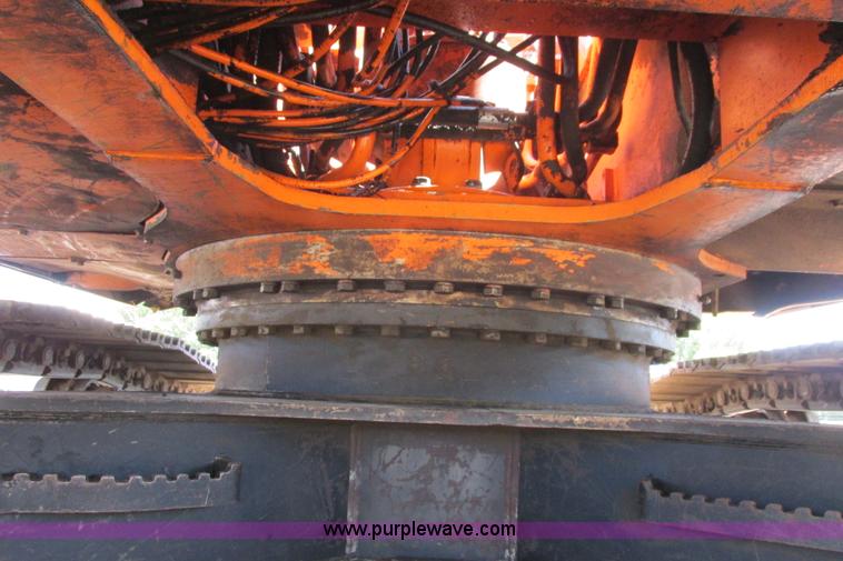 image for item I9598 1998 Halla HE360LCH excavator