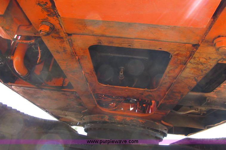 image for item I9598 1998 Halla HE360LCH excavator