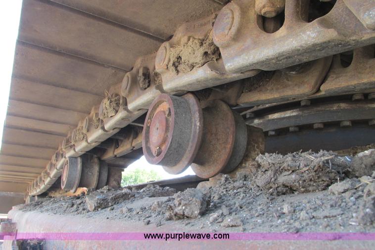 image for item I9598 1998 Halla HE360LCH excavator