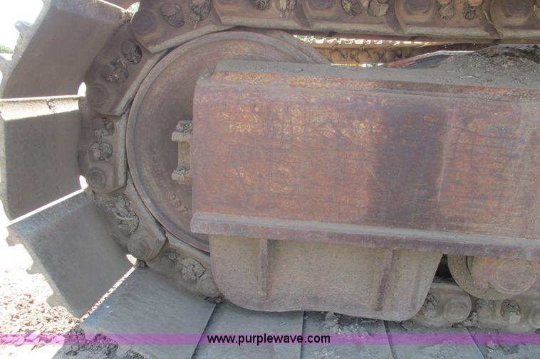 image for item I9598 1998 Halla HE360LCH excavator