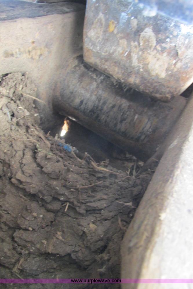 image for item I9598 1998 Halla HE360LCH excavator