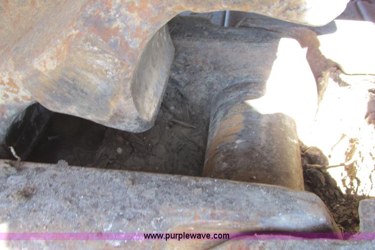 image for item I9598 1998 Halla HE360LCH excavator