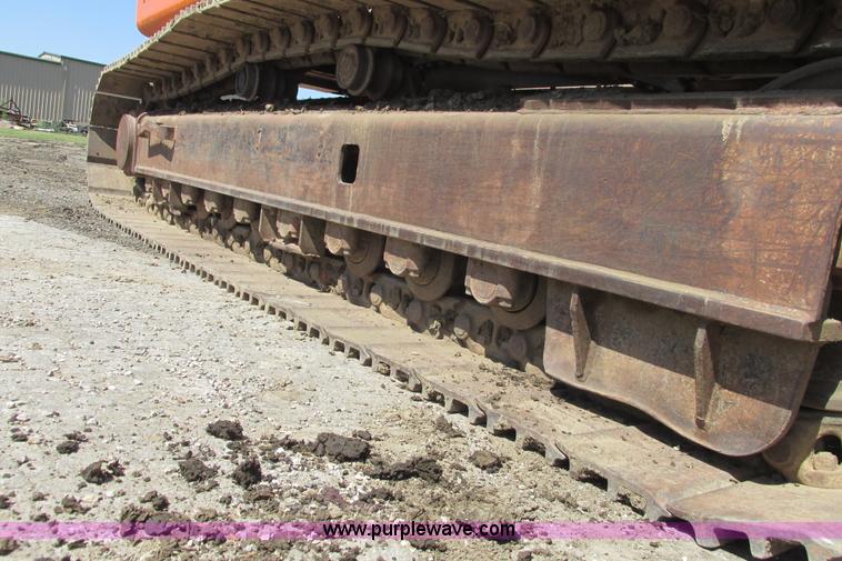 image for item I9598 1998 Halla HE360LCH excavator