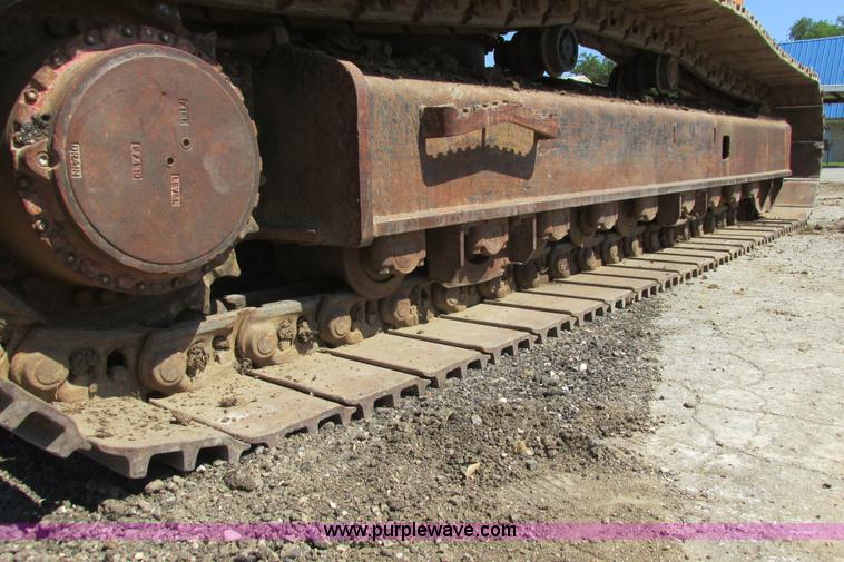 image for item I9598 1998 Halla HE360LCH excavator