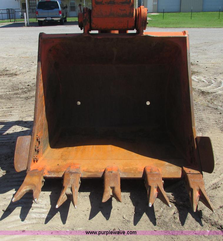 image for item I9598 1998 Halla HE360LCH excavator