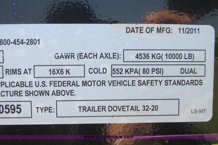 image for item I9601 2011 Pro-Trak gooseneck trailer