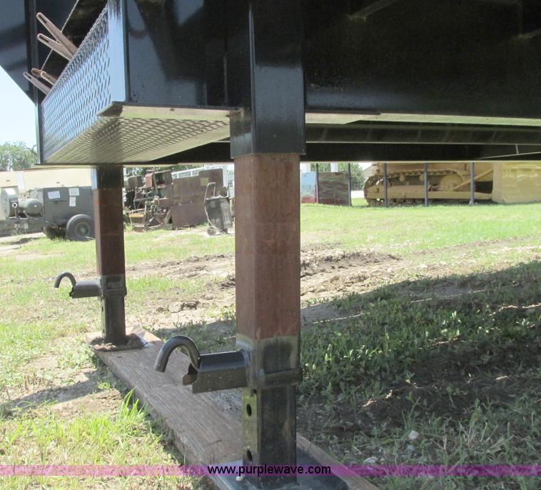 image for item I9601 2011 Pro-Trak gooseneck trailer