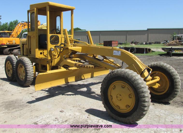 image for item I9602 1963 Allis Chalmers D rigid motor grader