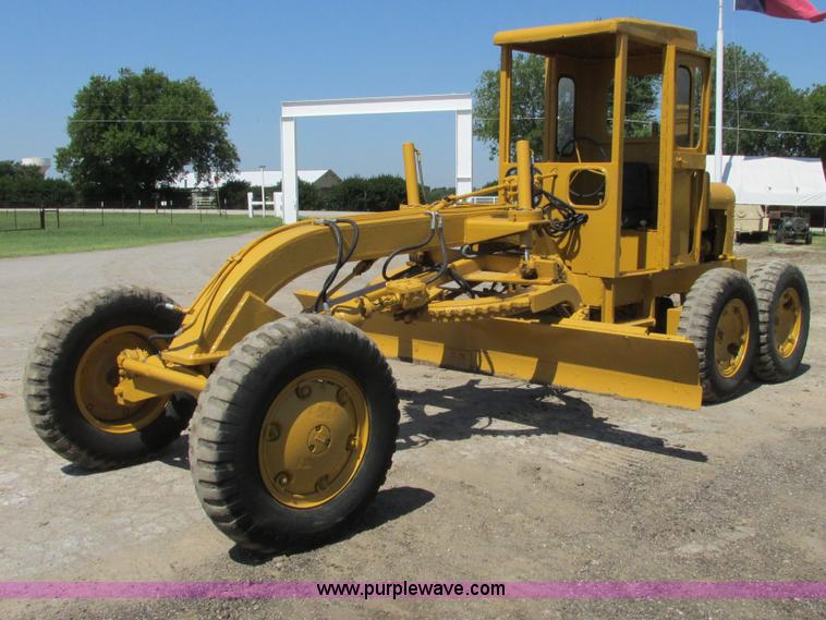 image for item I9602 1963 Allis Chalmers D rigid motor grader