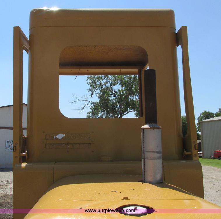 image for item I9602 1963 Allis Chalmers D rigid motor grader