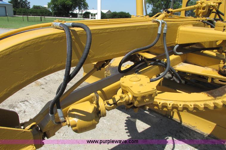 image for item I9602 1963 Allis Chalmers D rigid motor grader