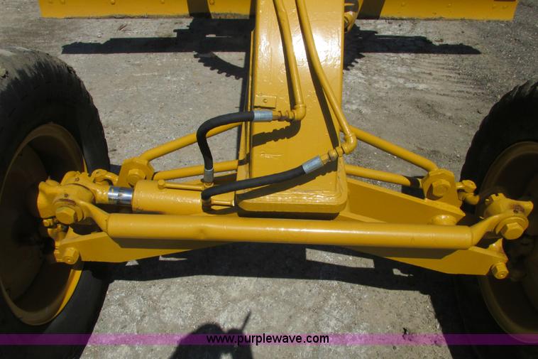 image for item I9602 1963 Allis Chalmers D rigid motor grader