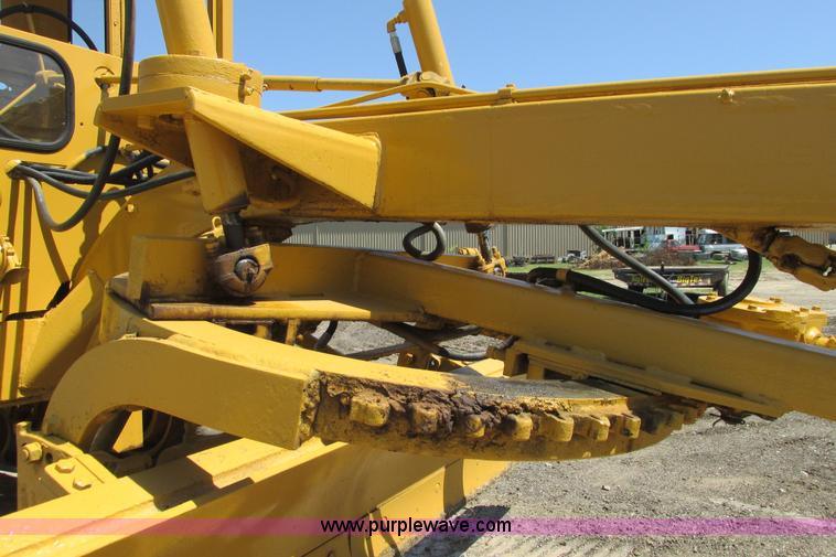 image for item I9602 1963 Allis Chalmers D rigid motor grader