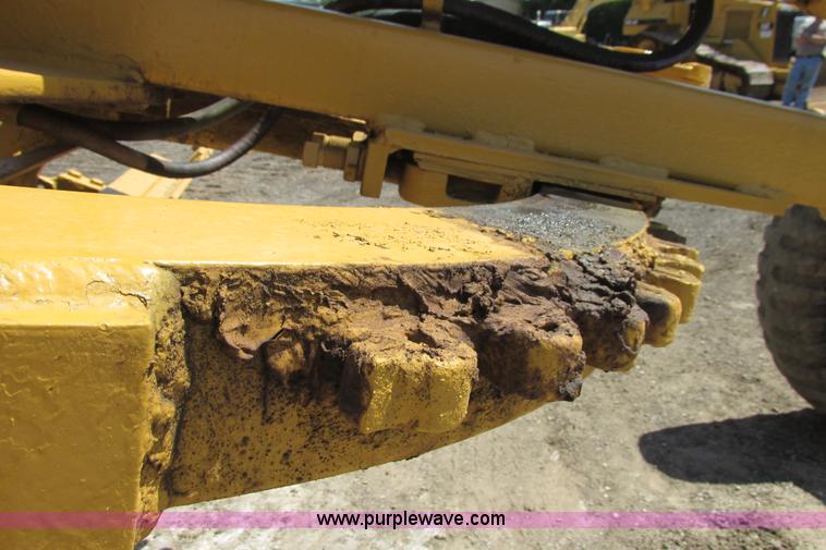 image for item I9602 1963 Allis Chalmers D rigid motor grader