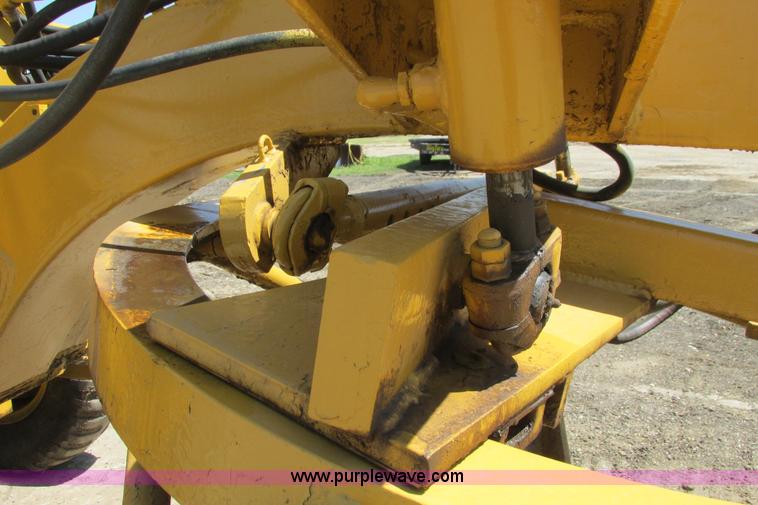 image for item I9602 1963 Allis Chalmers D rigid motor grader