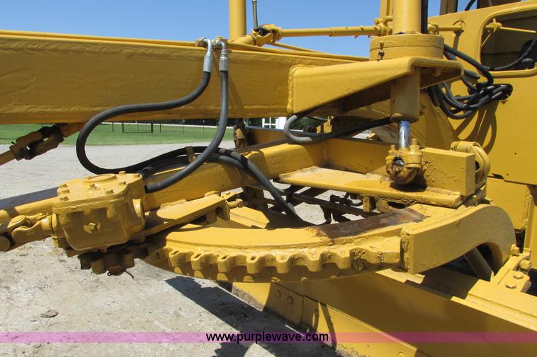 image for item I9602 1963 Allis Chalmers D rigid motor grader