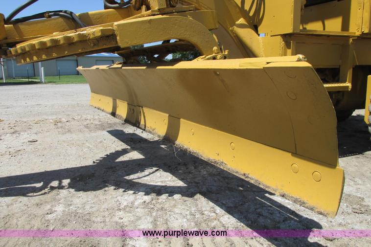 image for item I9602 1963 Allis Chalmers D rigid motor grader