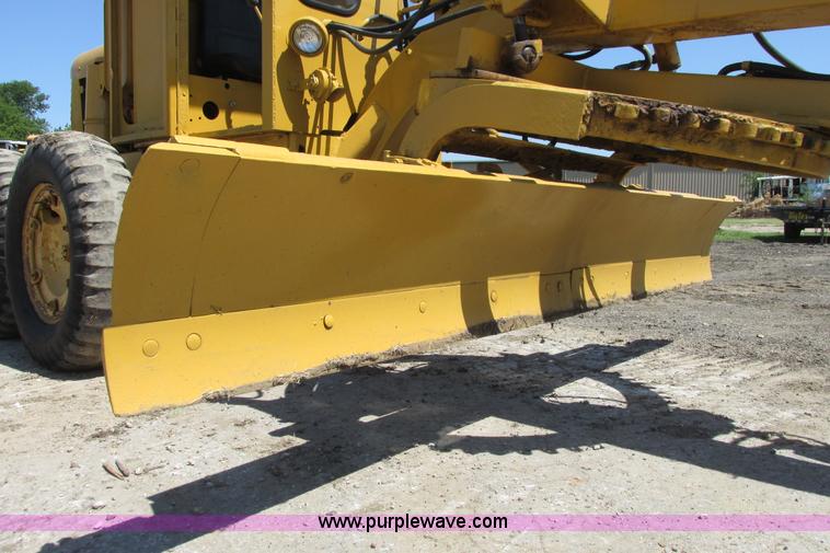 image for item I9602 1963 Allis Chalmers D rigid motor grader