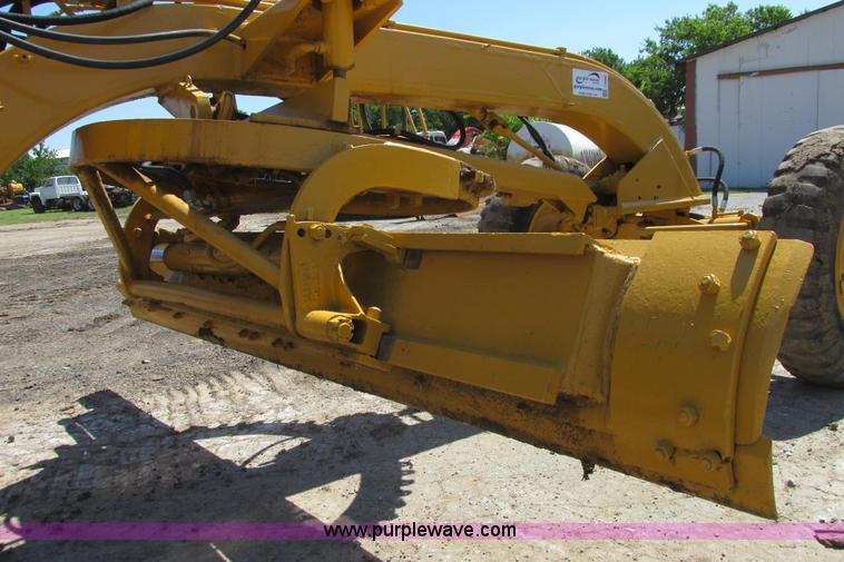 image for item I9602 1963 Allis Chalmers D rigid motor grader