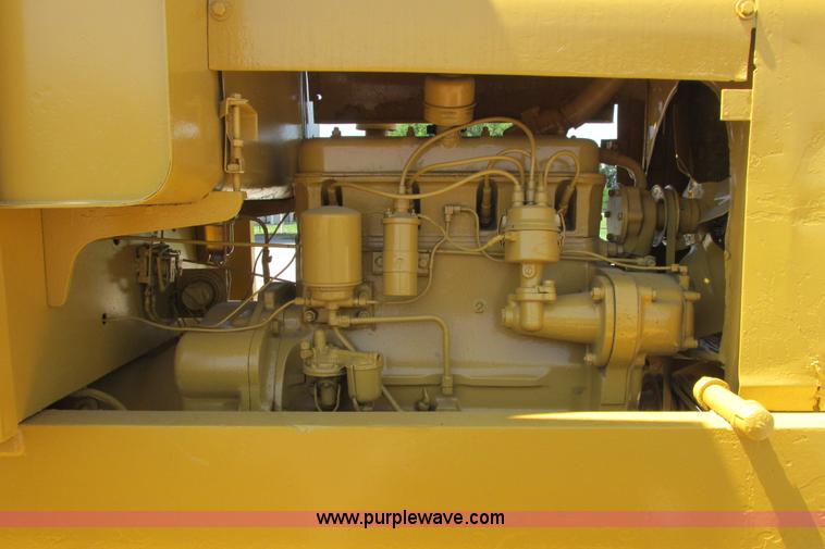 image for item I9602 1963 Allis Chalmers D rigid motor grader