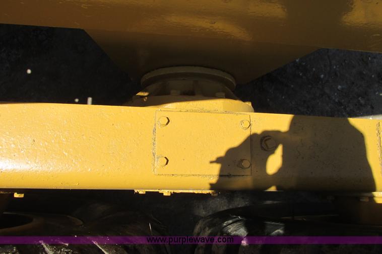 image for item I9602 1963 Allis Chalmers D rigid motor grader