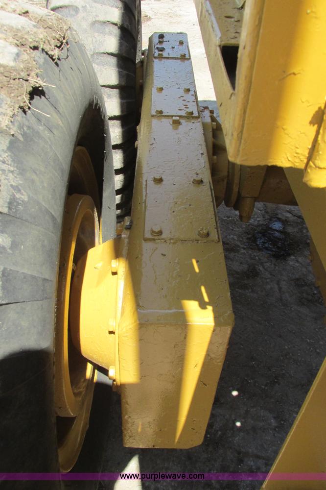 image for item I9602 1963 Allis Chalmers D rigid motor grader