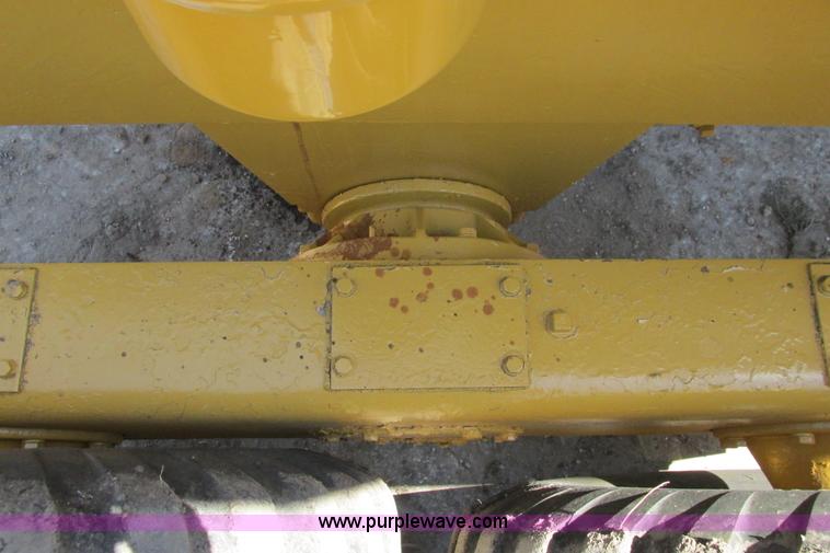 image for item I9602 1963 Allis Chalmers D rigid motor grader